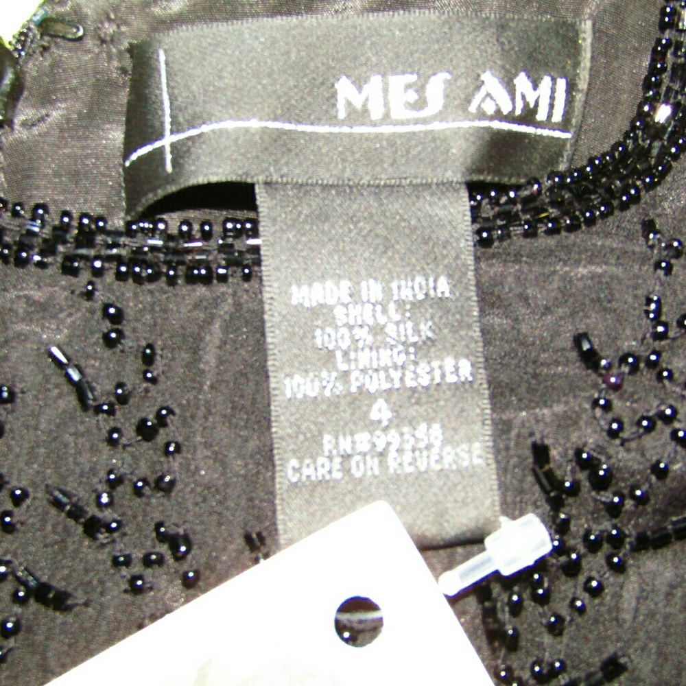 MAE AMI BLACK SEQUINED SLEEVELESS TOP - Picture 6 of 8